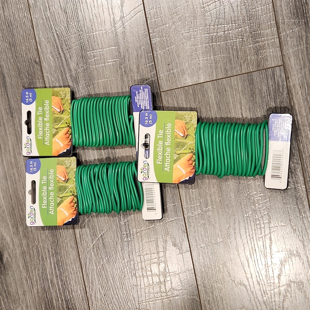 NWT Set of 3 Garden Collection Flexible Tie 16.5 ft